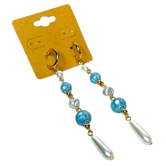 Jewelry - NWOT Blue/Gold-Tone Pearl Beaded Earrings